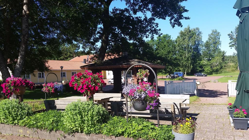 Basto Hotel & Stugby Palsbole Exterior photo